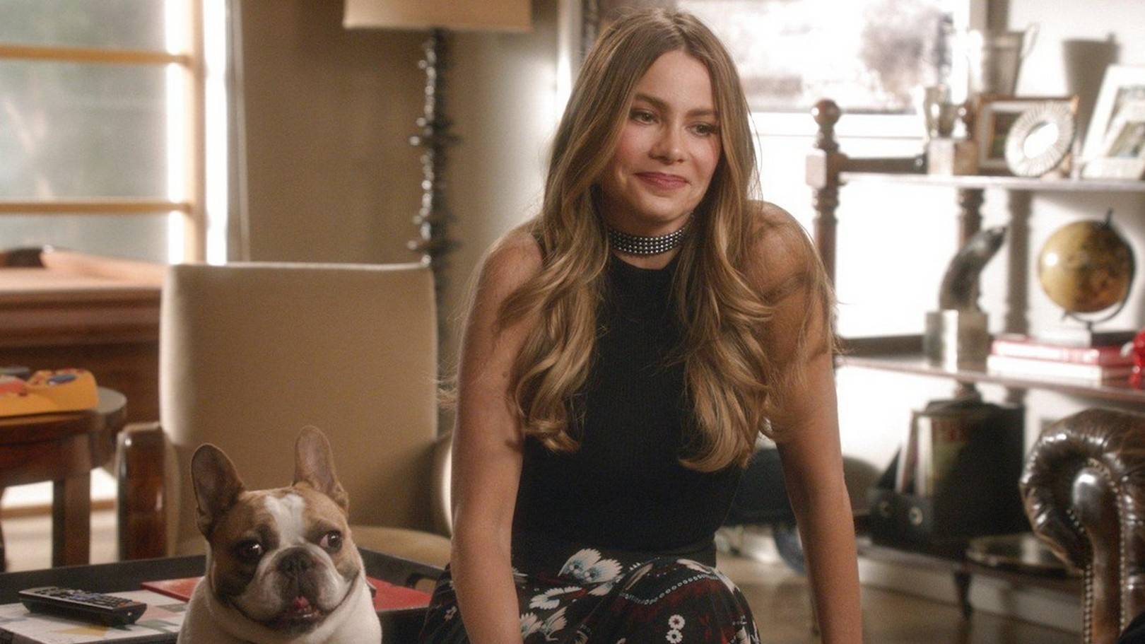 Сериал Американская семейка - 7 сезон 5 серия / Modern Family