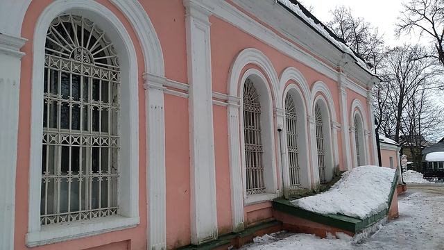 Старинный Заозерский Христово - Рождественский храм, пришли на Крещенской неделе за освященной водой