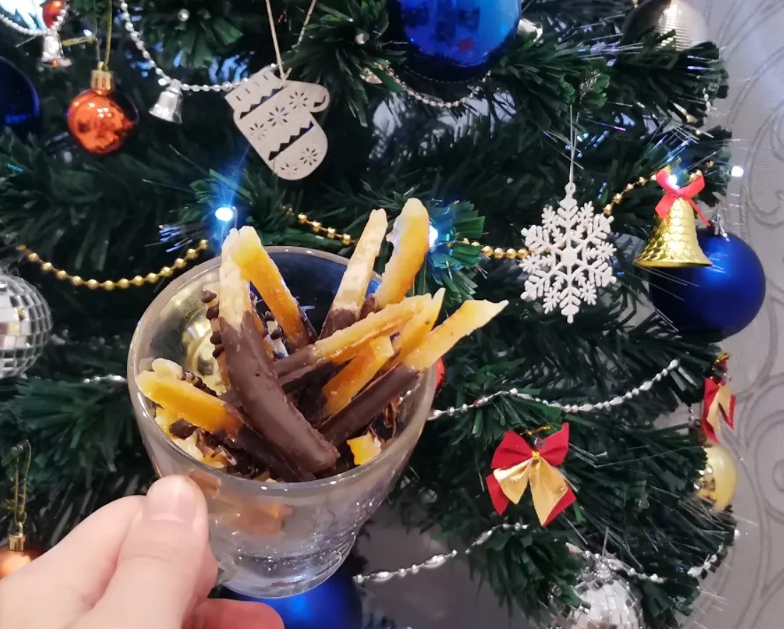 ЭТОТ ДЕСЕРТ ПОДОЙДЕТ К ЛЮБЫМ НАПИТКАМ! Цукаты в шоколаде из апельсиновых корок. Десерты!