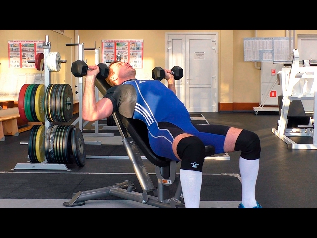 Жим гантелями лёжа под углом вверх: техника и нюансы