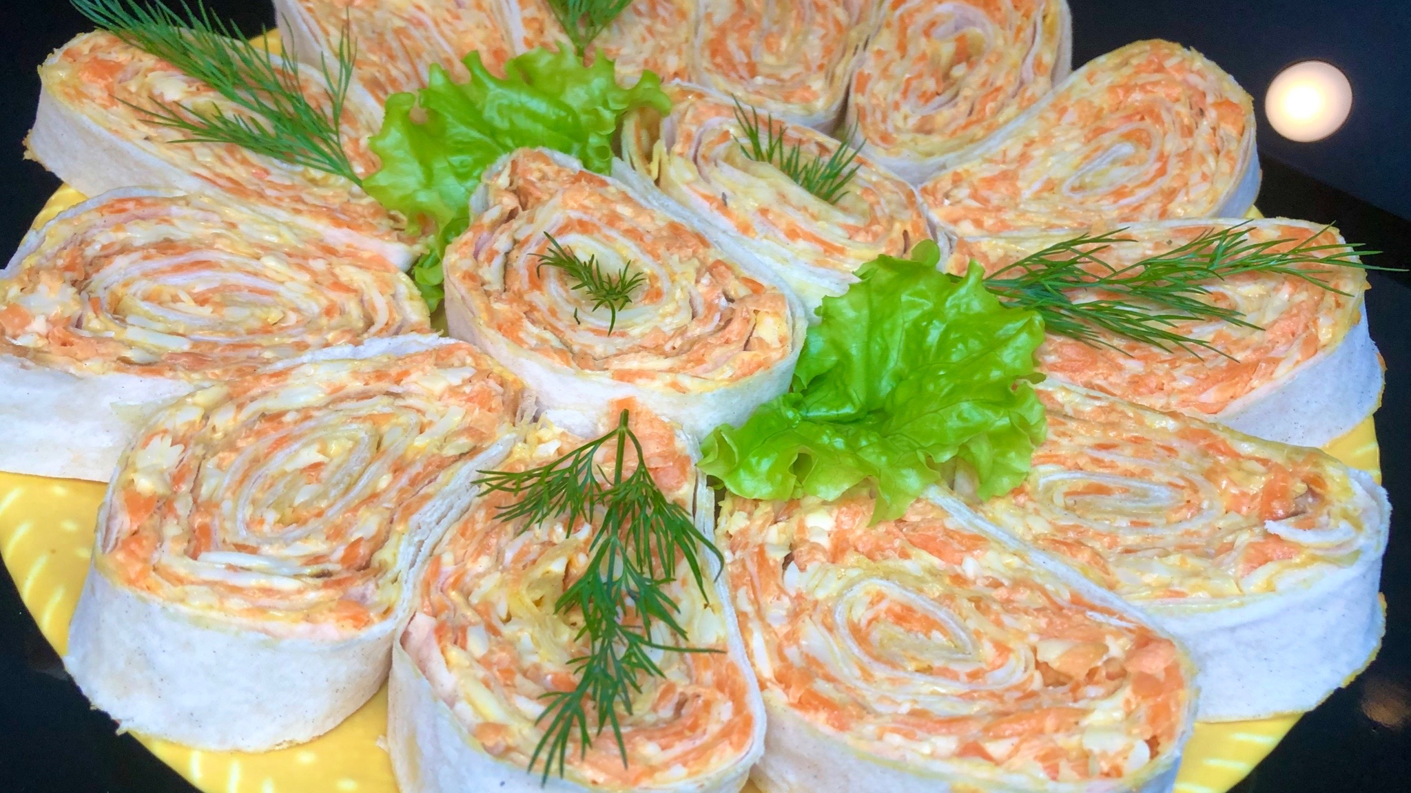 Лаваш с морковью, сыром и чесноком | закуска на праздник | рулет с начинкой | Рецепты просто.mp4