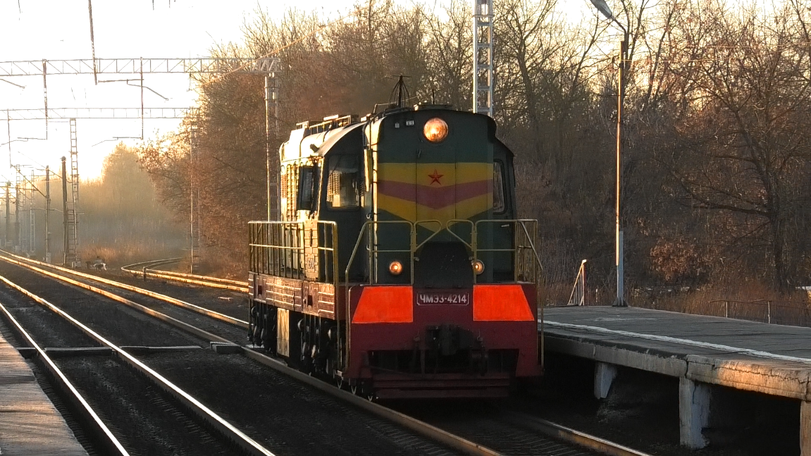 ЧМЭ3-4214 следует резервом через о.п. Москворецкая