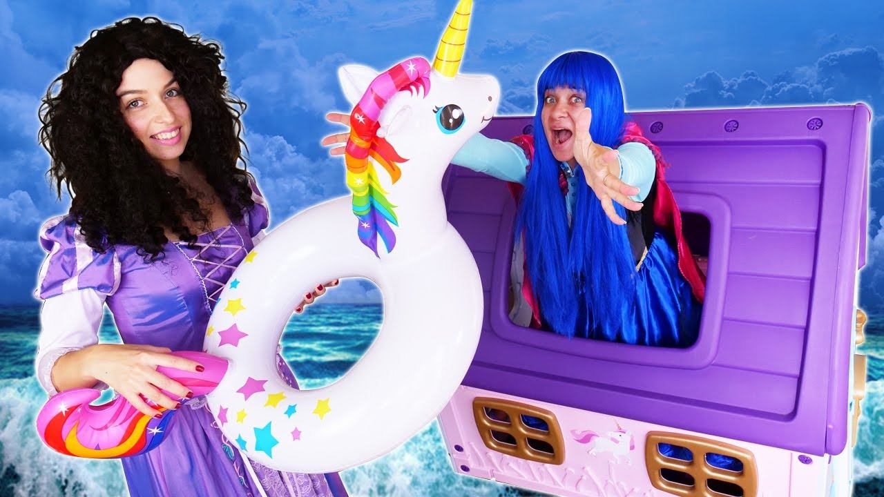 Смешные видео онлайн - Вредная Принцесса Диснея устроила Потоп! – Игры одевалки для девочек. Косплей