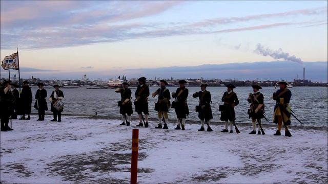 Хельсинки. Финская историческая реконструкция шведского войска XVIII века в крепости Свеаборг.