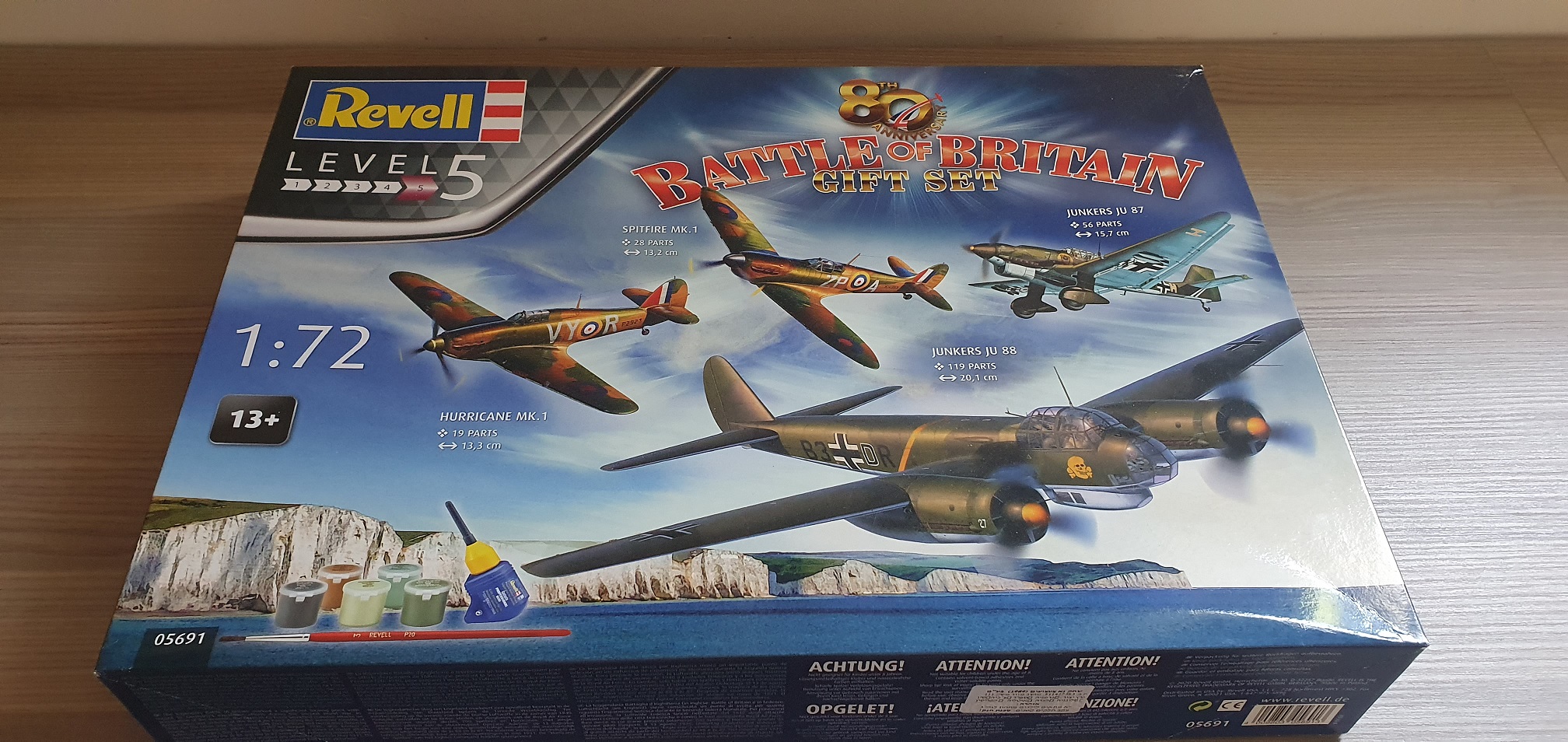 Подарочный набор сборных моделей самолетов от компании Revell "80-летие Битвы за Британию" 1/72