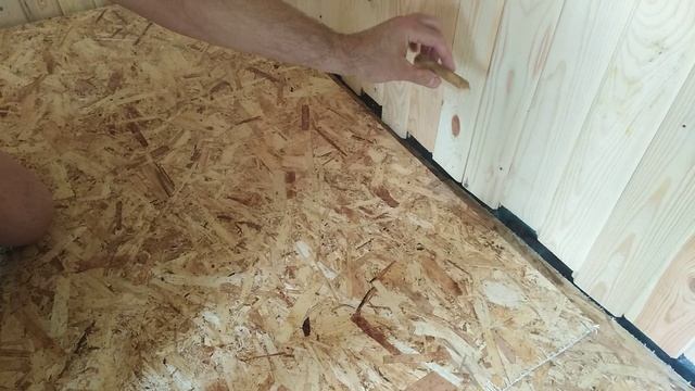 Как пилить болгаркой доски из дерева обычным алмазным  диском по камню