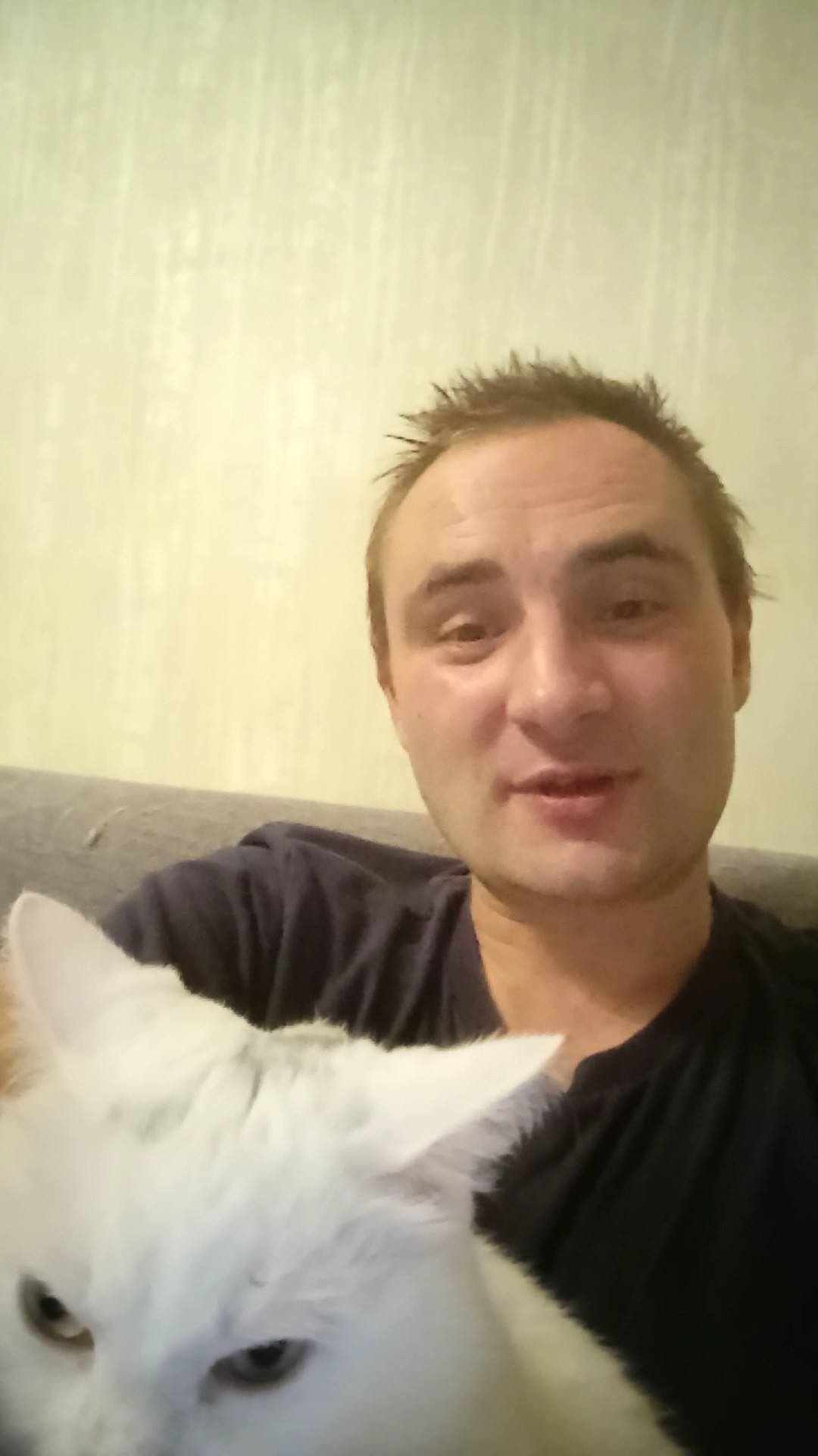 Кто взял справочник?