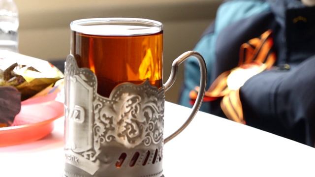 На железнодорожный вокзал краевой столицы прибыл ретро-поезд Победы