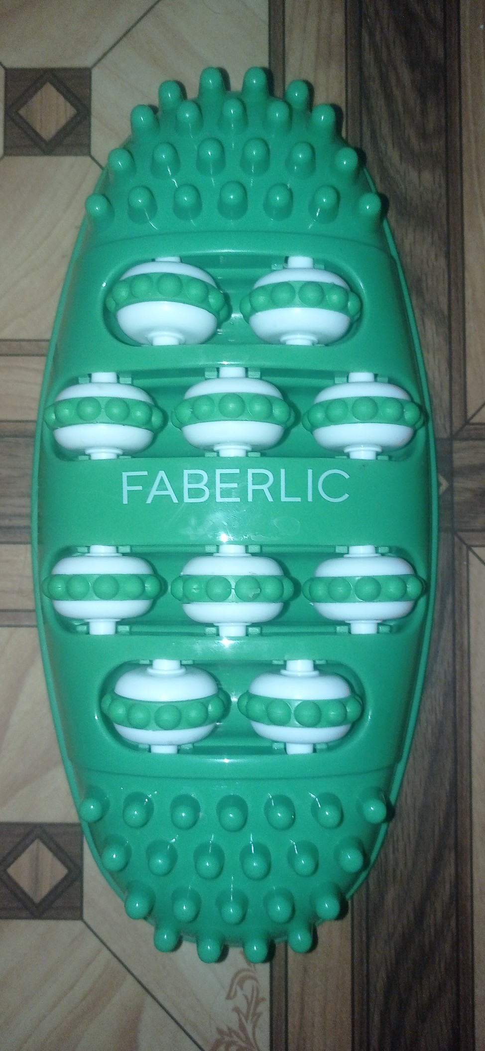 Массажёр для стоп от Фаберлик.