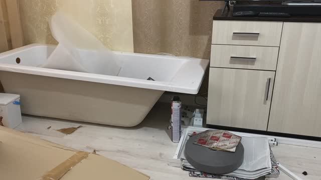 10,11,12 день ремонта в ванной и туалете! Подготовка ванны к установке!