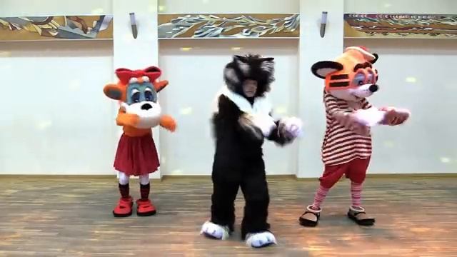 Двигайся - Замри! Игротанец.
#КДЦОктябрь #ХантыМансийск #Культура86 #КультураОнлайн