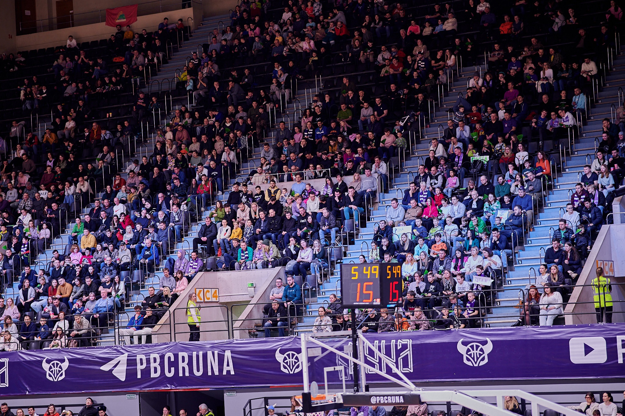 Атмосфера домашних матчей ?