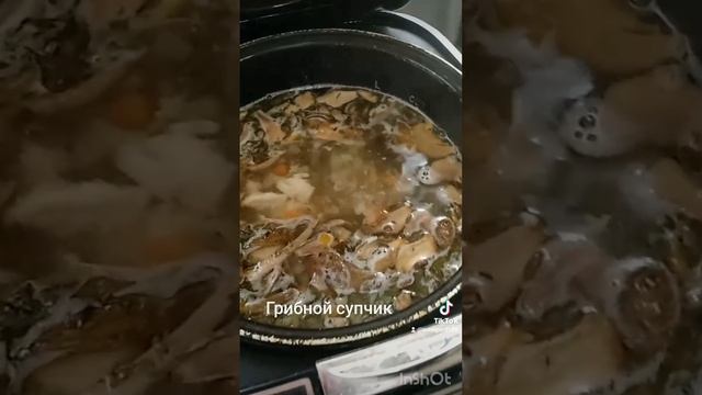 Грибной суп с белыми грибами. Очень любим.