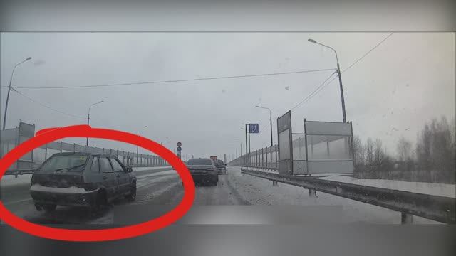 Угадай направление .Опасные манёвры на дорогах.