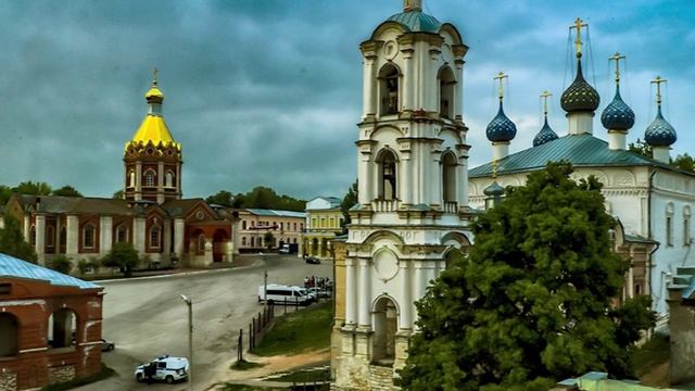 "ПО НЕБУ, ПО СИНЕМУ"... (Фото Игоря Егорова (Москва) - Поёт нар. арт. СССР Борис Штоколов)