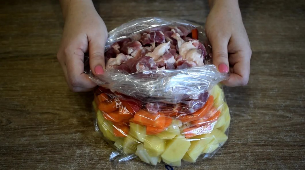 Как же ЭТО ВКУСНО! Просто СКЛАДЫВАЮ все в рукав и в ДУХОВКУ! Рецепт быстрого ужина