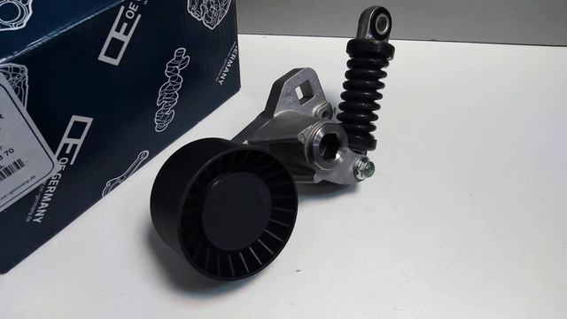 Натяжитель ремня Мерседес Актрос OE-GERMANY 012050500000