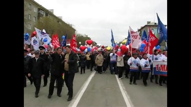 Парад 1 мая 2013г. Магнитогорск.