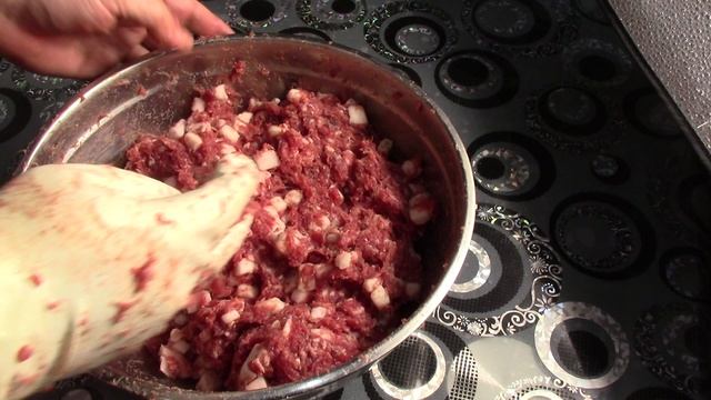 Сыровяленая колбаса из говядины с курдючным жиром