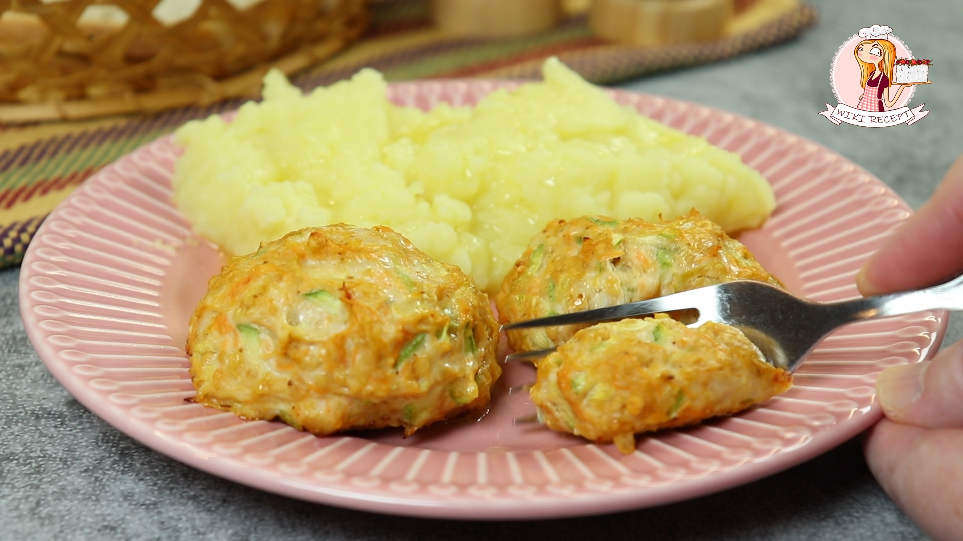 КОТЛЕТЫ из КУРИНОЙ ГРУДКИ с КАБАЧКОМ и морковью. Сочные и вкусные куриные котлеты в духовке