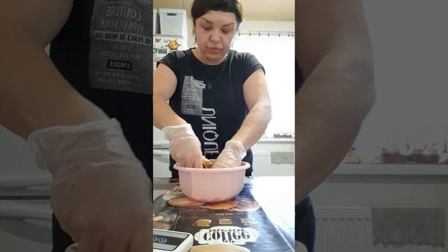 Запечённое бедро курицы очень вкусно