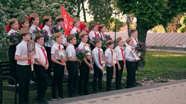 "О ТОЙ ВЕСНЕ". Творческий коллектив 5 -"Б" класса МБОУ гимназия им. В.П. Сергейко.