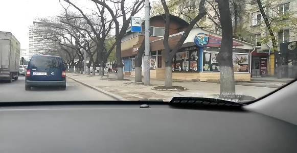 Вот так и проехал от Алея Гэрий до Уно, еще и с наклейкой начинающий водитель...