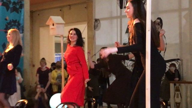 Перфоманс открытия фестиваля  "ВСТРЕЧИ В РОССИИ"2022 (1)