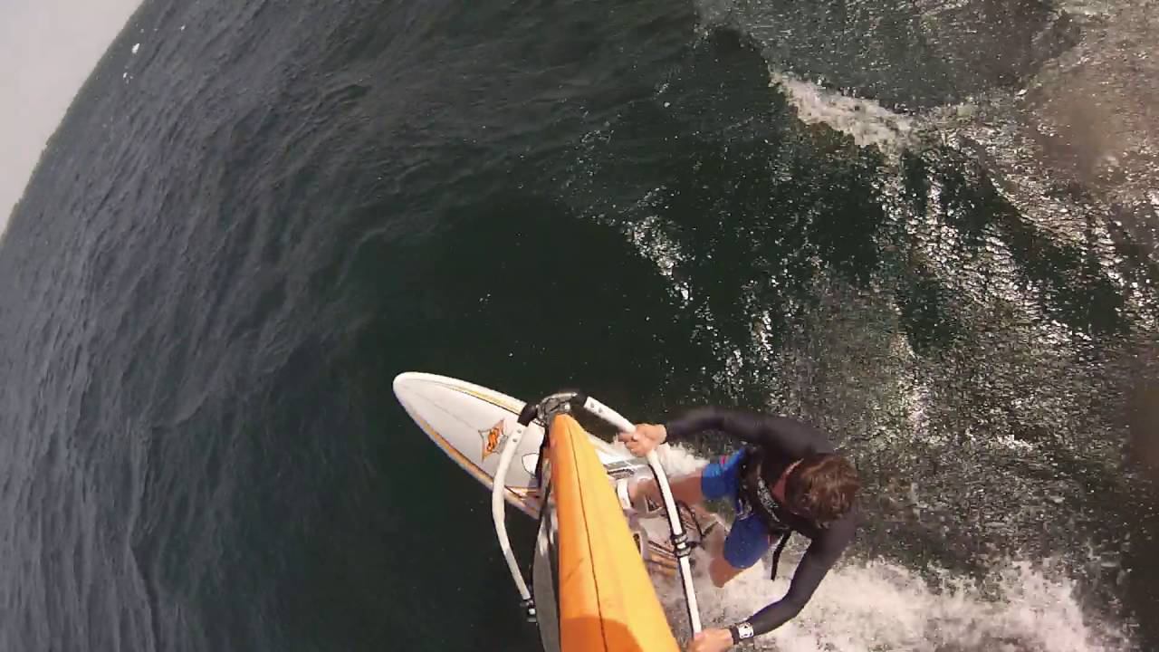 Южак Штормит.