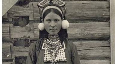 "ДЕВИЦА ВО САДУ ГУЛЯЛА"... (Фото группы "СТАРАЯ РОССИЯ"), музыка - ФЕДОРА-FOLK и Тигран ПЕТРОСЯН)