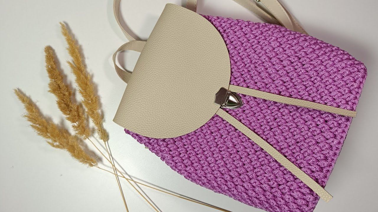 Рюкзак крючком из полиэфирного шнура узором "Шишечки"