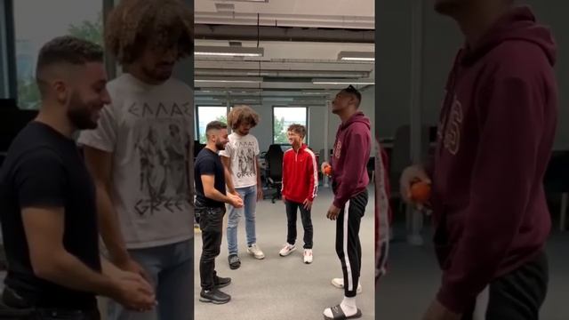 Забавная игра