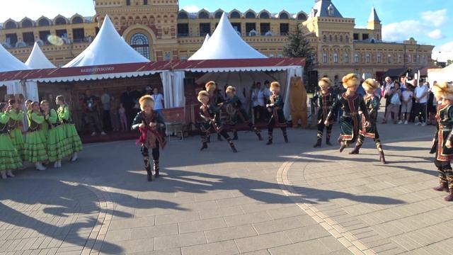 Образцовый хореографический ансамбль «Далан» из Башкирии на Нижегородской Ярмарке. 2 сентября 2023
