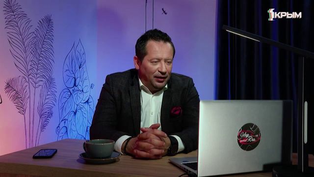 Север против Юга. 10 выпуск. Крымский камамбер