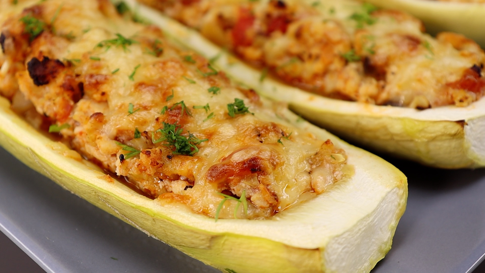 Теперь вы приготовите Вкусные кабачки. Секрет вкуса фаршированных лодочек из кабачков