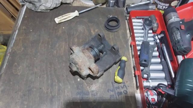 суппорт bmw x1 e84 заклинил