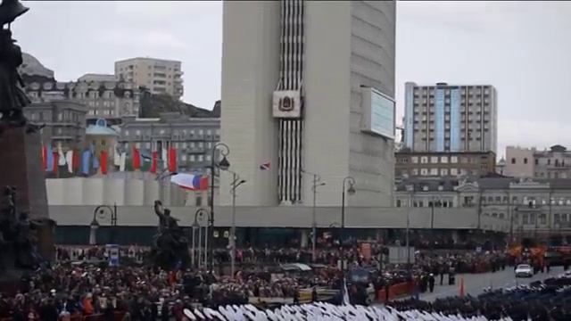 Владивосток 9 мая 2014 Парад Победы (первый фрагмент).