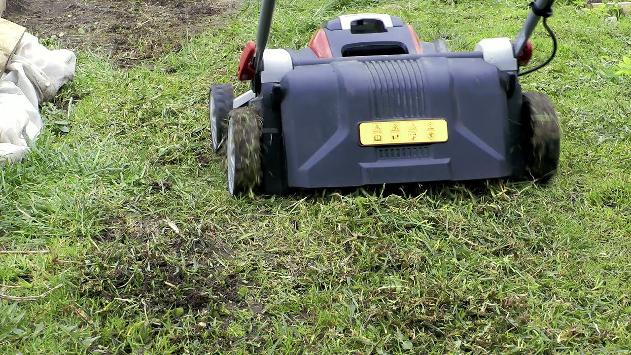 AL-KO Vertikutierer SF 4036: удаление кочек