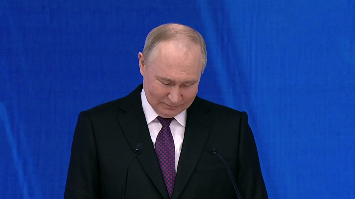 Путин: наш новый нацпроект называется "Семья"