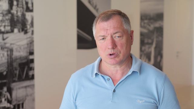 Заместитель председателя Правительства РФ Марат Хуснуллин поздравил выпускников НИУ МГСУ