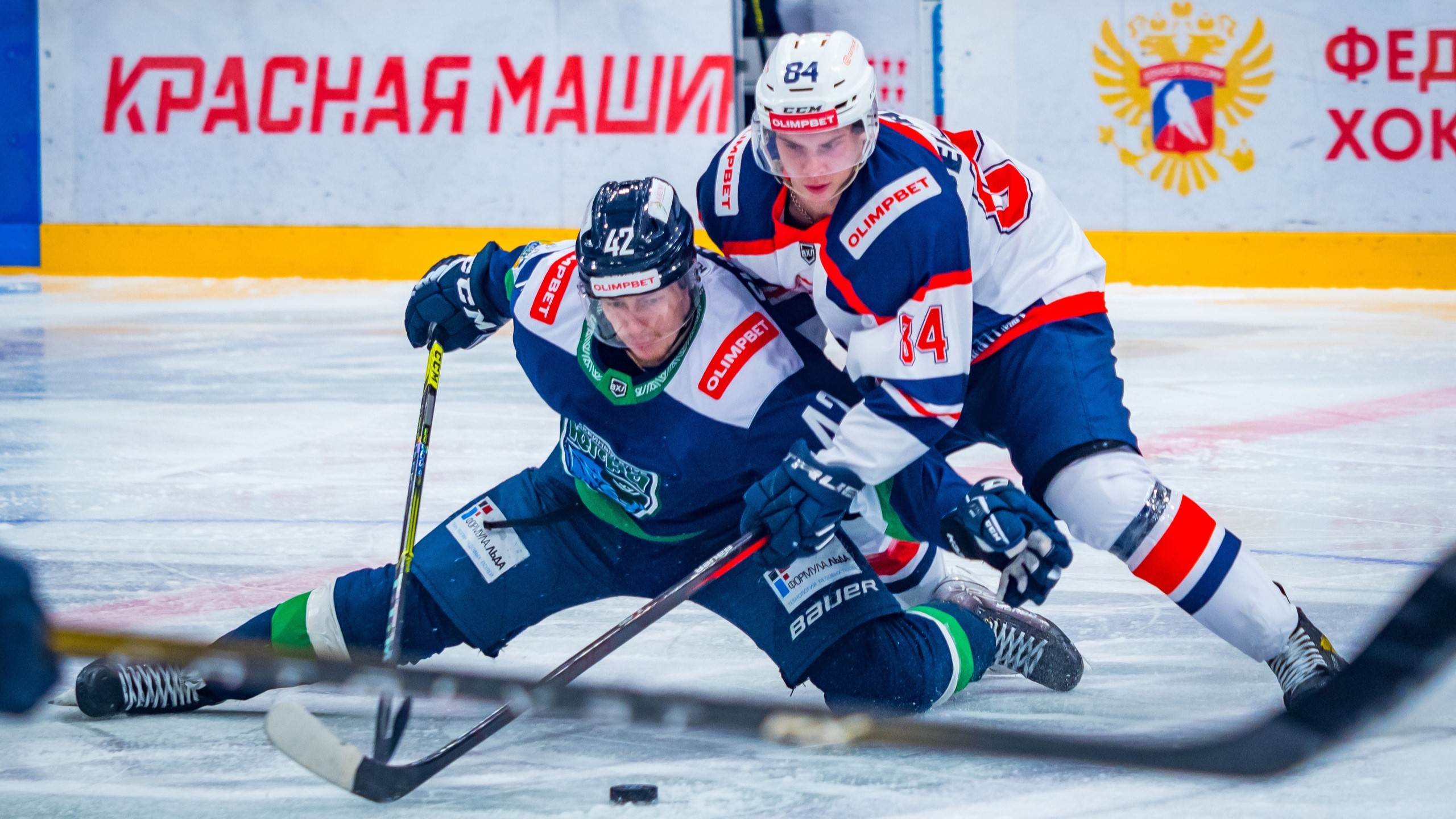 «Югра» разгромила «Кристалл» со счётом 6:1