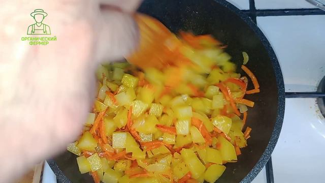 Гороховый суп с копчёными рёбрами