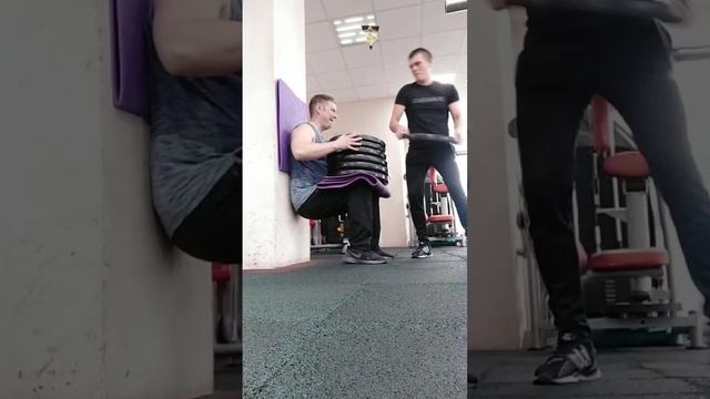 Стульчик wall sit 160 kg