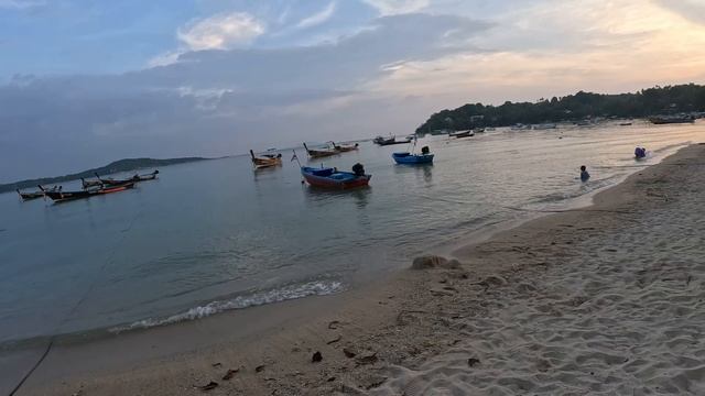 С ЯНИ ПЛЯЖА ДО РАВАЯ ПЕШКОМ ПО ВСЕМУ ПХУКЕТУ