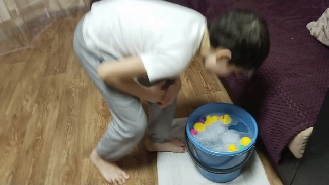 ВЛОГ №4: пришли после гулянки, погрели свои любимые ноги)