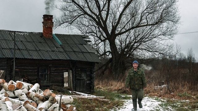 "КОЛХОЗНАЯ ПОЛЬКА"... (Фото Игоря Черных (Рыбинск) - Поёт Лидия Русланова)