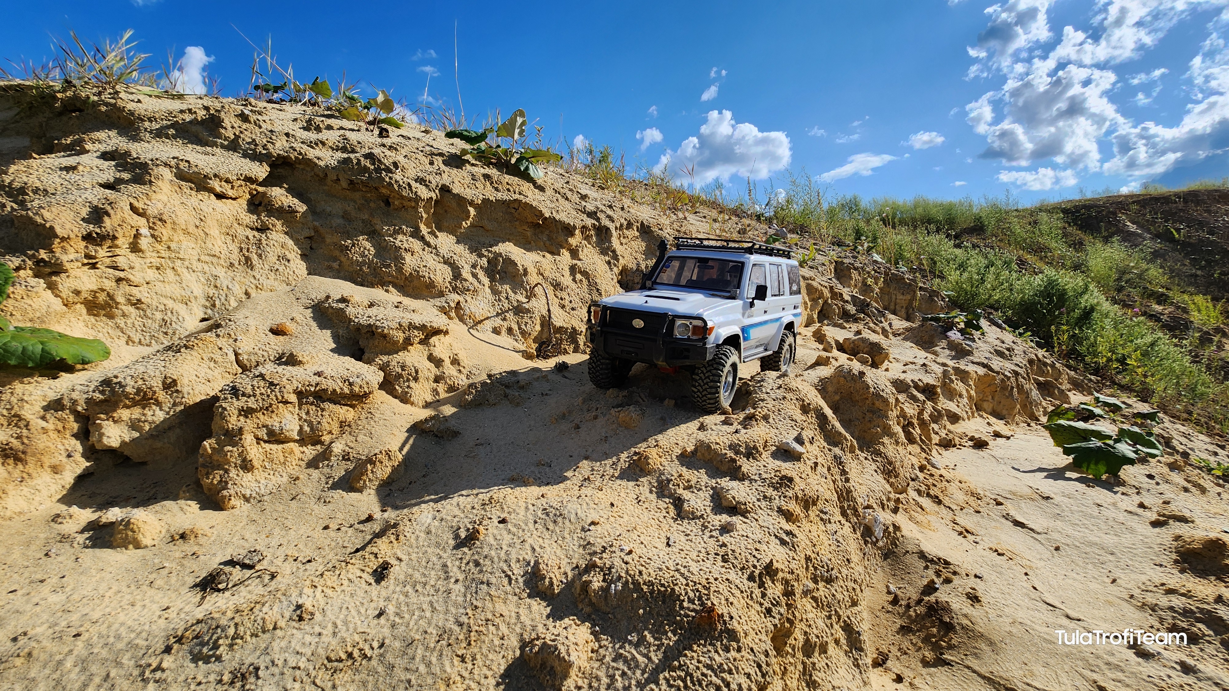 Завершаем заезд по старой трассе на RGT EX86190.