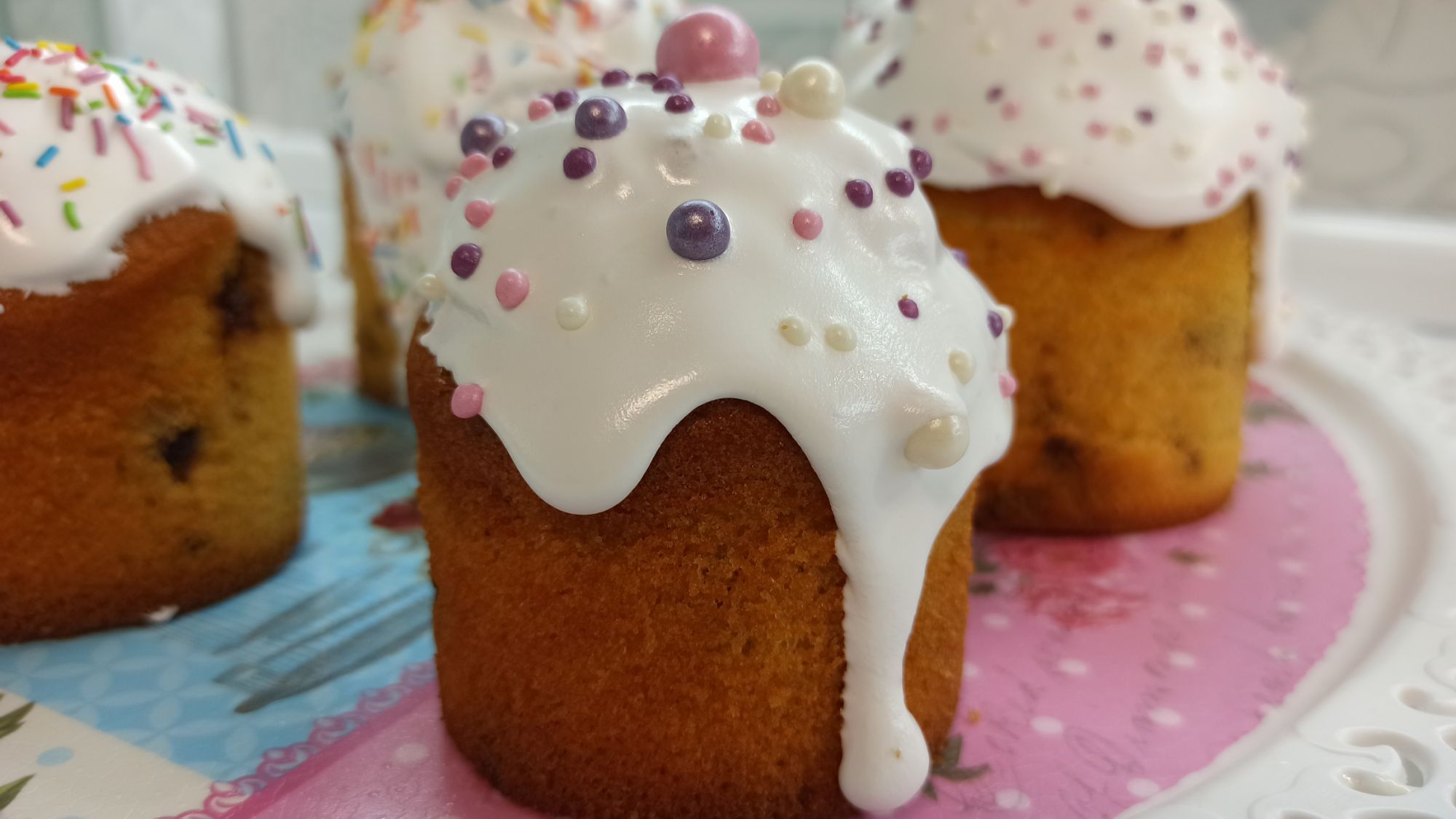 Самый быстрый РЕЦЕПТ КУЛИЧЕЙ БЕЗ ДРОЖЖЕЙ. Влажные, вкусные куличи за 1,5 часа! / Магия вкуса