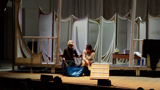 Опера Пучини "Плащ".