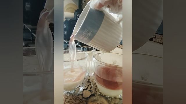 Невероятно вкусный десерт с творогом и вареньем.?